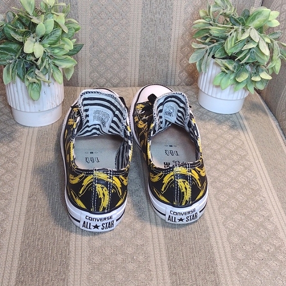 Limited Edition Converse X Andy Warhol Leather Banana Print Low Ox Sneakers - Picture 10 of 16